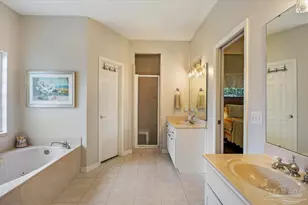 2555 Holley Pl, Navarre, FL 32566 - Photo 38