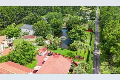 1834 W Smugglers Cove Dr, Gulf Breeze, FL 32563 - Photo 50