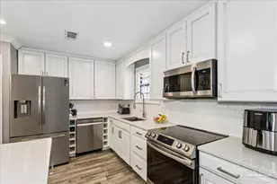 1834 W Smugglers Cove Dr, Gulf Breeze, FL 32563 - Photo 14