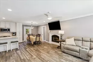 1834 W Smugglers Cove Dr, Gulf Breeze, FL 32563 - Photo 8