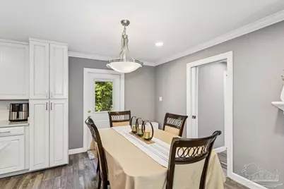 1834 W Smugglers Cove Dr, Gulf Breeze, FL 32563 - Photo 12