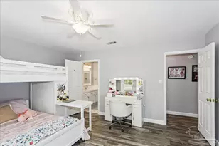 1834 W Smugglers Cove Dr, Gulf Breeze, FL 32563 - Photo 32