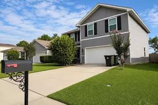 5752 Blackhorse Cir, Pensacola, FL 32526 - Photo 1