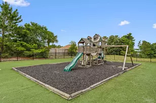 1904 Triton Dr, Gulf Breeze, FL 32563 - Photo 56