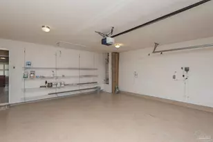 8770 Kennedy Dr, Pensacola, FL 32526 - Photo 28