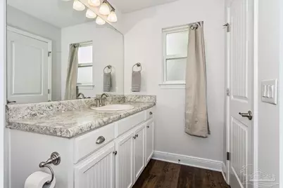376 Hilburn Ln, Pensacola, FL 32504 - Photo 16