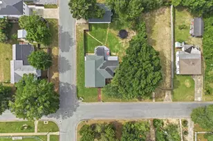 1300 Yonge St, Pensacola, FL 32503 - Photo 36