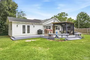 1300 Yonge St, Pensacola, FL 32503 - Photo 26