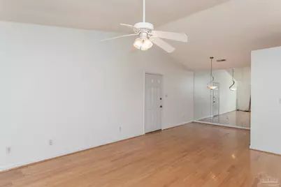 2300 W Michigan Ave #16, Pensacola, FL 32526 - Photo 6