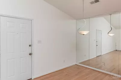 2300 W Michigan Ave #16, Pensacola, FL 32526 - Photo 2