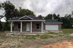 3914 Thornton St, Milton, FL 32571 - Photo 1