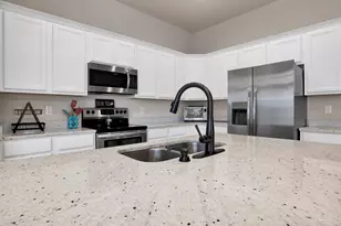 1061 Chloe St, Foley, AL 36535 - Photo 6