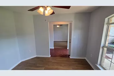 10020 Parker Lake Cir, Navarre, FL 32566 - Photo 16