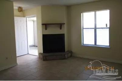 6326 W Fairfield Dr #B, Pensacola, FL 32506 - Photo 2