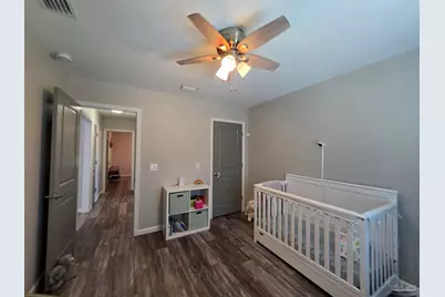 5565 Riviera Dr, Milton, FL 32583 - Photo 16