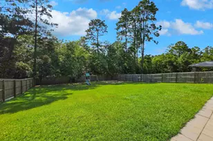 5565 Riviera Dr, Milton, FL 32583 - Photo 22