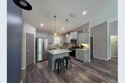 5565 Riviera Dr, Milton, FL 32583 - Photo 6