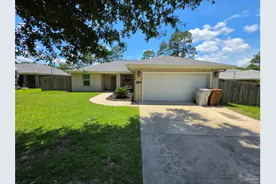 5565 Riviera Dr, Milton, FL 32583 - Photo 2