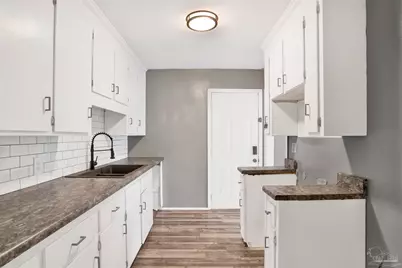 3300 W Lee St, Pensacola, FL 32505 - Photo 12