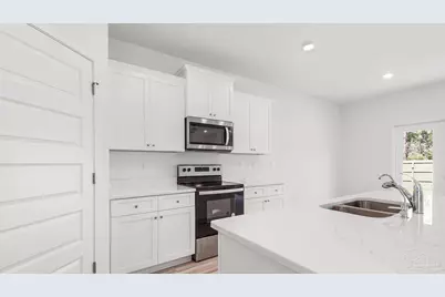 8784 Philippi St, Milton, FL 32583 - Photo 4