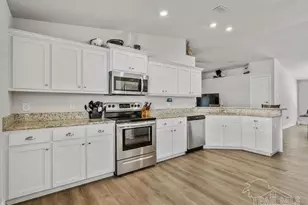 4737 Ashley Pl Blvd, Pace, FL 32571 - Photo 2