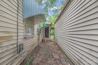 3704 W Lloyd St, Pensacola, FL 32505 - Photo 4