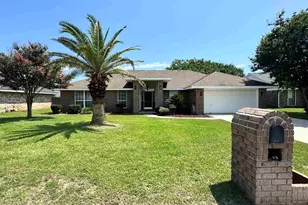 705 Ferdinand Dr, Pensacola, FL 32507 - Photo 2