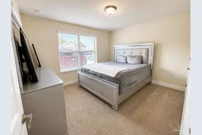 5065 Carmell Ridge Cir, Milton, FL 32570 - Photo 12