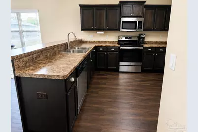 5065 Carmell Ridge Cir, Milton, FL 32570 - Photo 4
