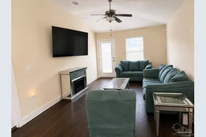 5065 Carmell Ridge Cir, Milton, FL 32570 - Photo 8