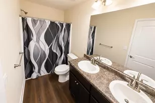 5065 Carmell Ridge Cir, Milton, FL 32570 - Photo 4