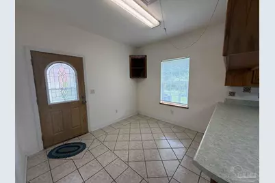 412 S 1st St, Pensacola, FL 32507 - Photo 18