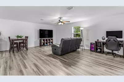 2606 Gulf Beach Hwy, Pensacola, FL 32507 - Photo 10