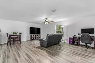 2606 Gulf Beach Hwy, Pensacola, FL 32507 - Photo 10
