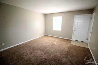5675 Vestavia Ln, Pensacola, FL 32526 - Photo 2