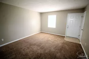 5675 Vestavia Ln, Pensacola, FL 32526 - Photo 2