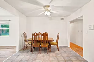 8927 Jupiter Dr, Pensacola, FL 32507 - Photo 12