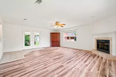 8927 Jupiter Dr, Pensacola, FL 32507 - Photo 18