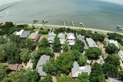 Duncan Ave, Gulf Breeze, FL 32561 - Photo 22