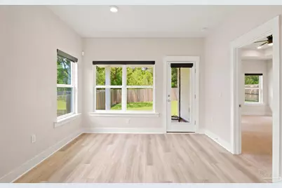 232 Camellia Dr, Cantonment, FL 32533 - Photo 10