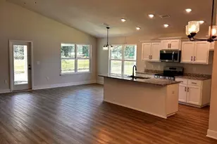905 Rustling Pine Rd, Cantonment, FL 32533 - Photo 8