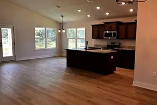 909 Rustling Pine Rd, Cantonment, FL 32533 - Photo 10