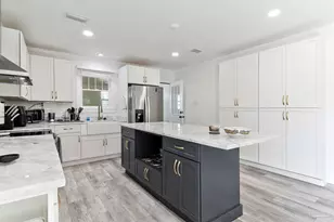 1818 W Government St, Pensacola, FL 32502 - Photo 12