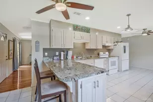 219 Norwich Dr, Gulf Breeze, FL 32561 - Photo 2