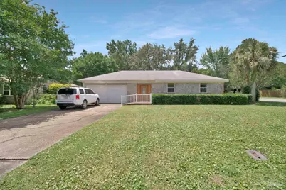 219 Norwich Dr, Gulf Breeze, FL 32561 - Photo 1
