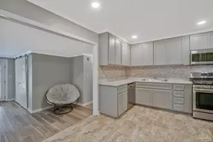 4684 Kingston Dr, Pensacola, FL 32526 - Photo 12