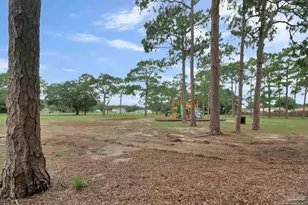 4684 Kingston Dr, Pensacola, FL 32526 - Photo 52