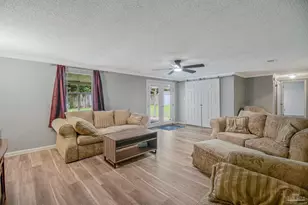 4684 Kingston Dr, Pensacola, FL 32526 - Photo 18