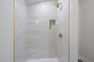 1620 Cypress St, Pensacola, FL 32502 - Photo 38