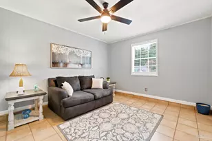 3040 Newton Dr, Pensacola, FL 32503 - Photo 10